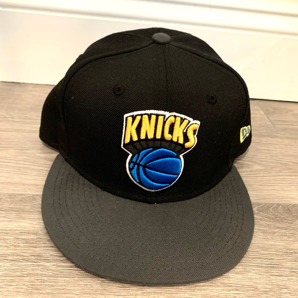 New York Knicks New Era Snapback – Black – Size M/L – Fitted Look